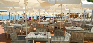 Ресторан на пляже Nasimi Beach